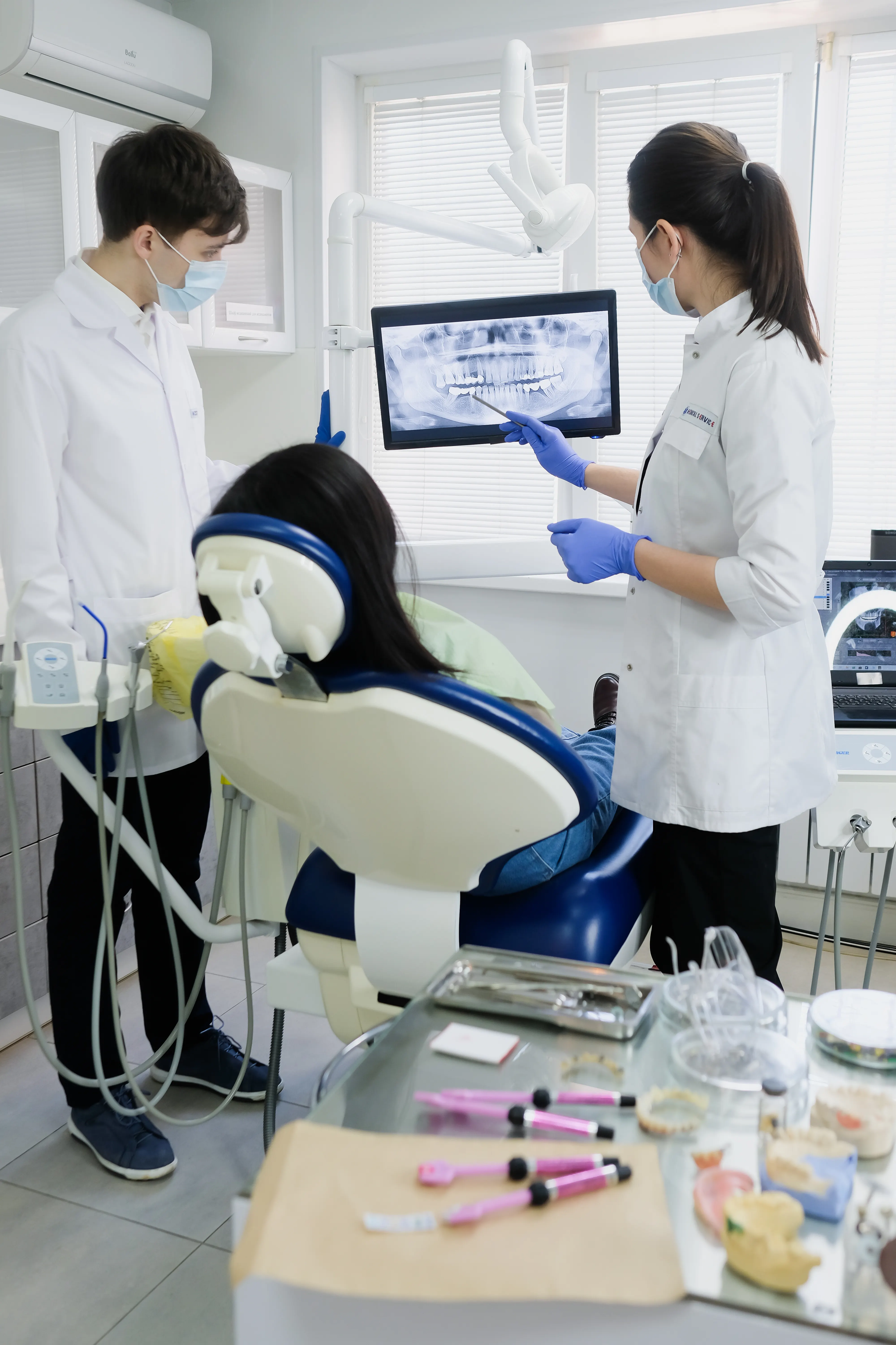 Dental implant X-ray and planning